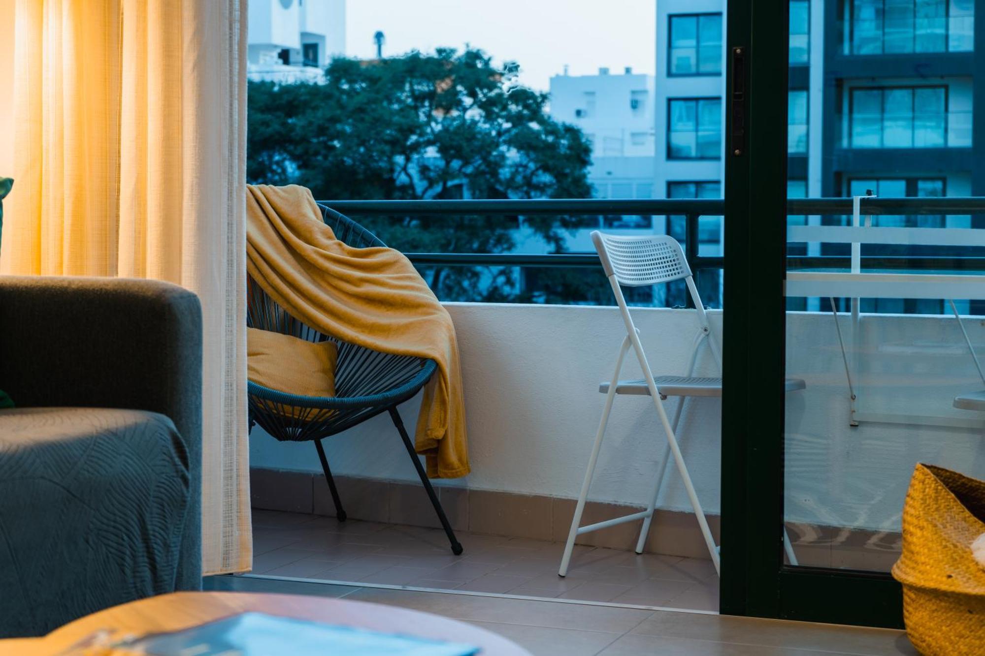 Comfort Zone Beach Apartment Quarteira Bagian luar foto