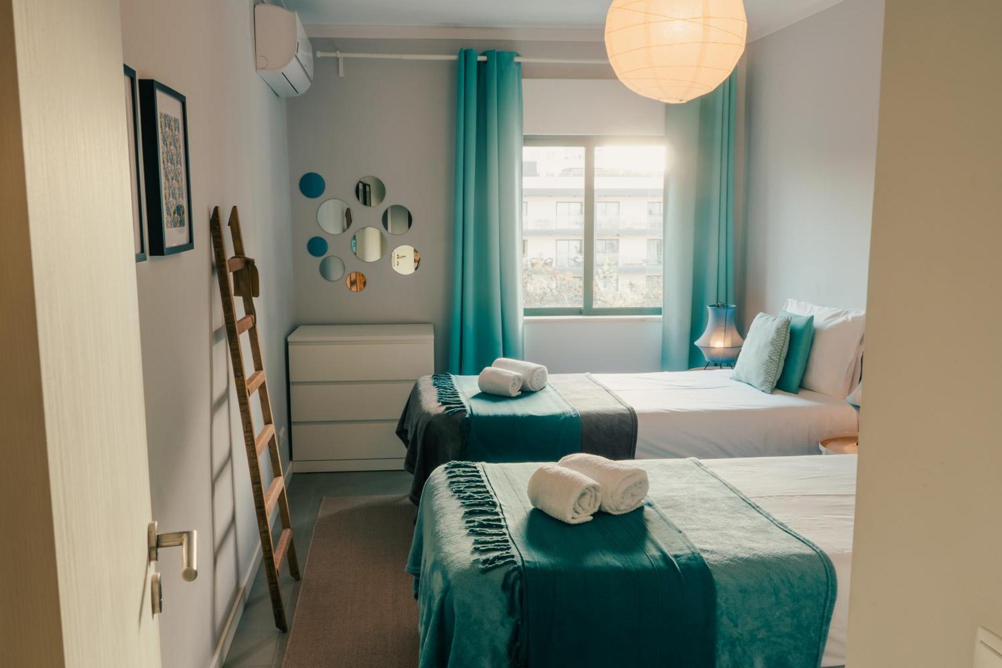 Comfort Zone Beach Apartment Quarteira Bagian luar foto